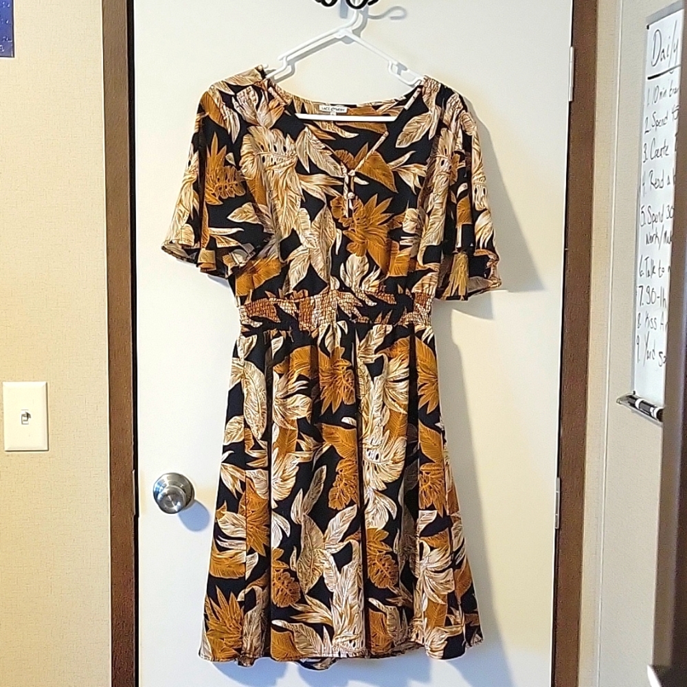 Modcloth feather print dress  🪶